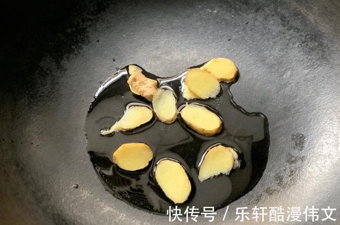 鲜嫩|板栗和鸡肉的完美结合,鲜嫩的板栗烧鸡,做法简单又下饭