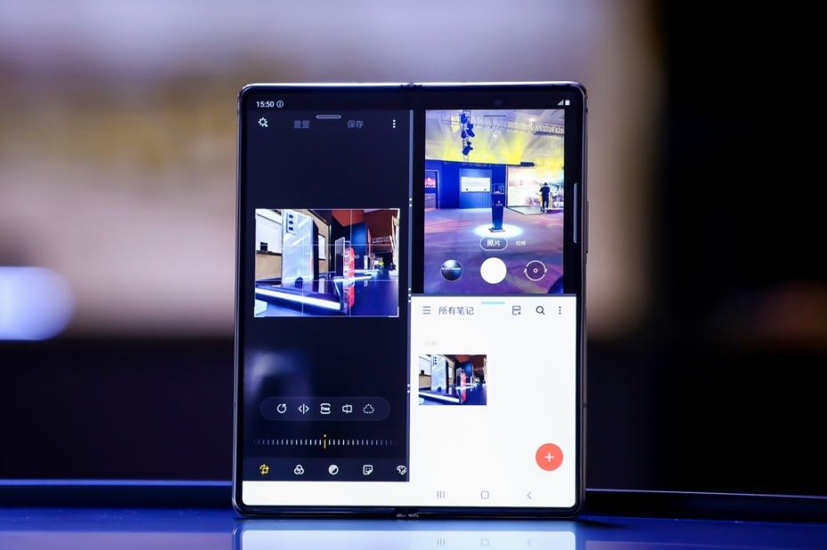 开售|致敬经典 揭幕未来 心系天下三星W21 5G正式开售