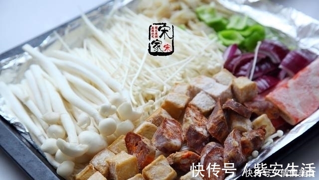 教你在家自制“万能烧烤酱”，烤啥都好吃，成本2块钱！