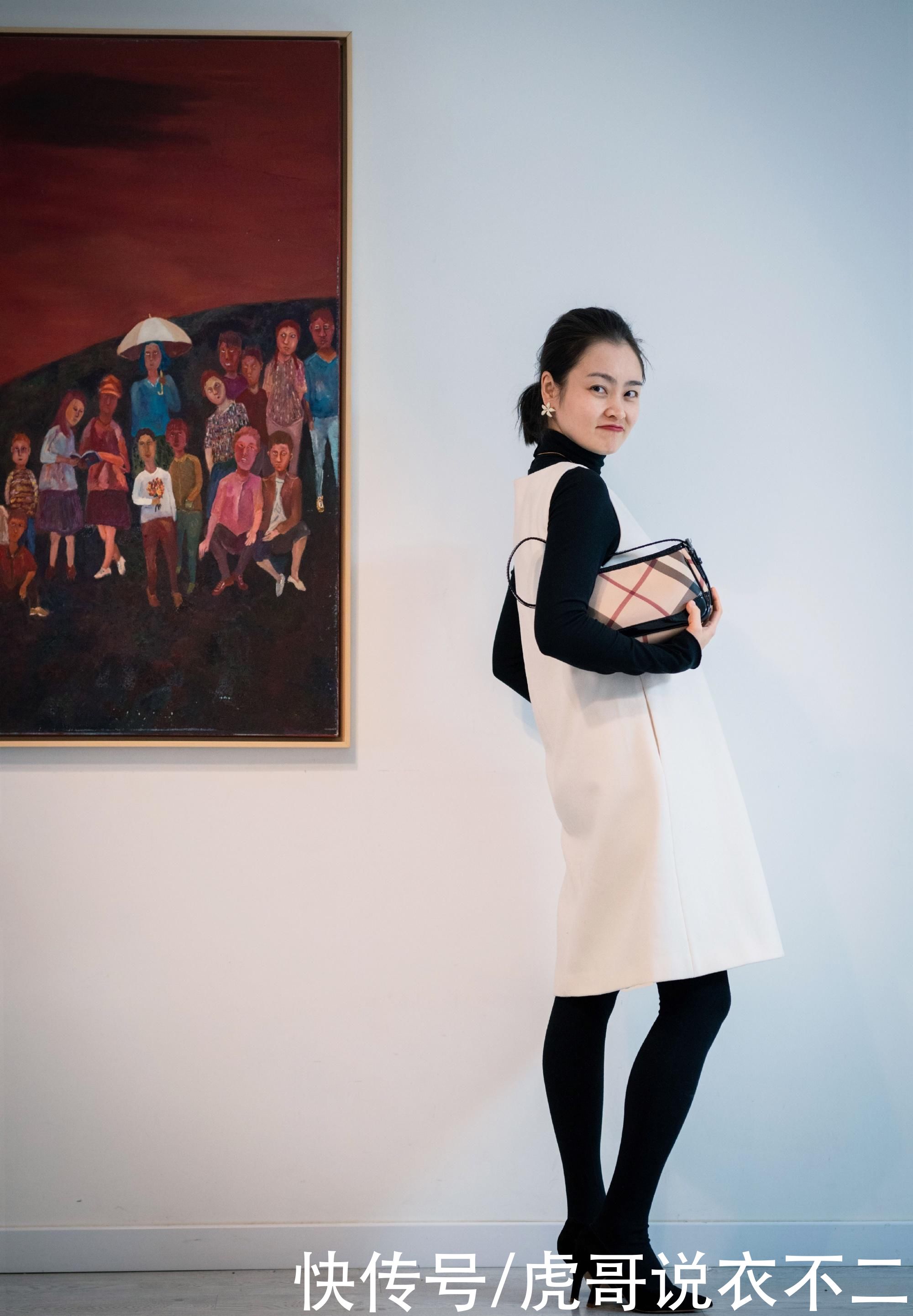 “穿腻了”大衣？早春可以尝试浪漫简约穿搭，比大衣更有气质