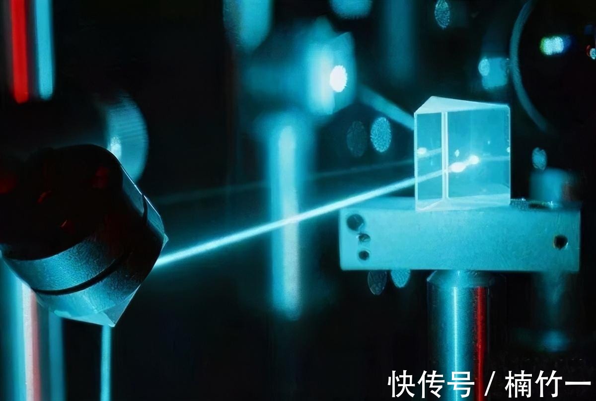 中国|轮到美国被卡脖子,中国激光晶体全球独一无二,整整反制欧美15年