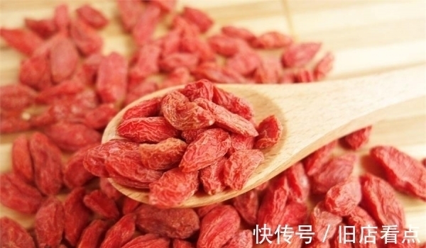 慢性眼病|枸杞买回来不要直接吃,细菌超标!一招5分钟枸杞洗的干干净净!