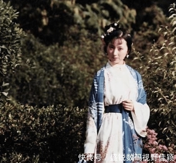 旧照@天堂有了陈晓旭,人间再无林黛玉,去世后家人才公布出的珍贵旧照