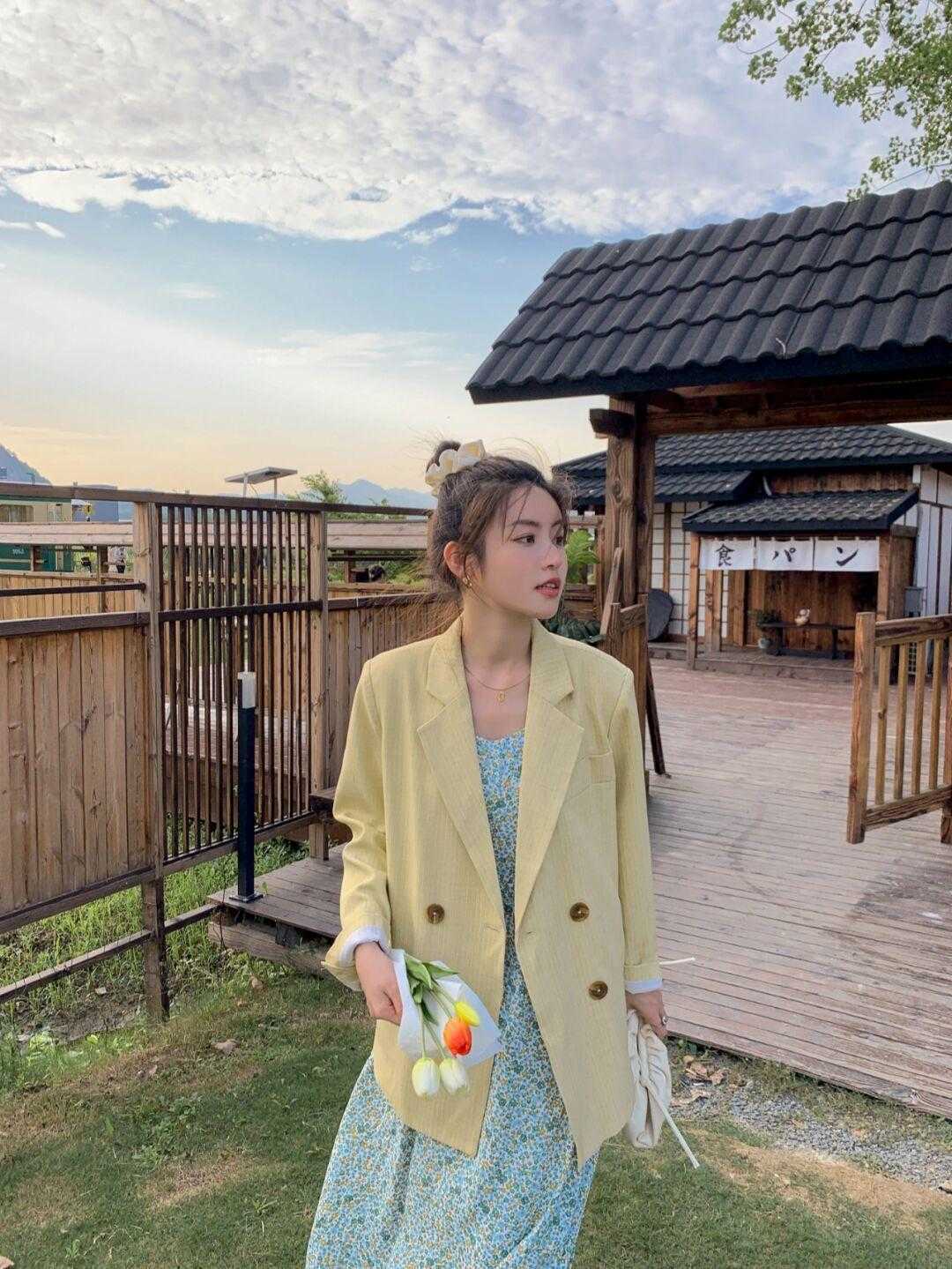 包包|2021秋冬这样穿,简约随性有气质,普通人也很轻松驾驭