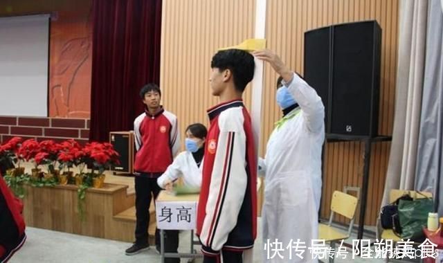 孩子|初中生“身高表”来了:长到这个数才刚刚“及格”,你及格了吗?