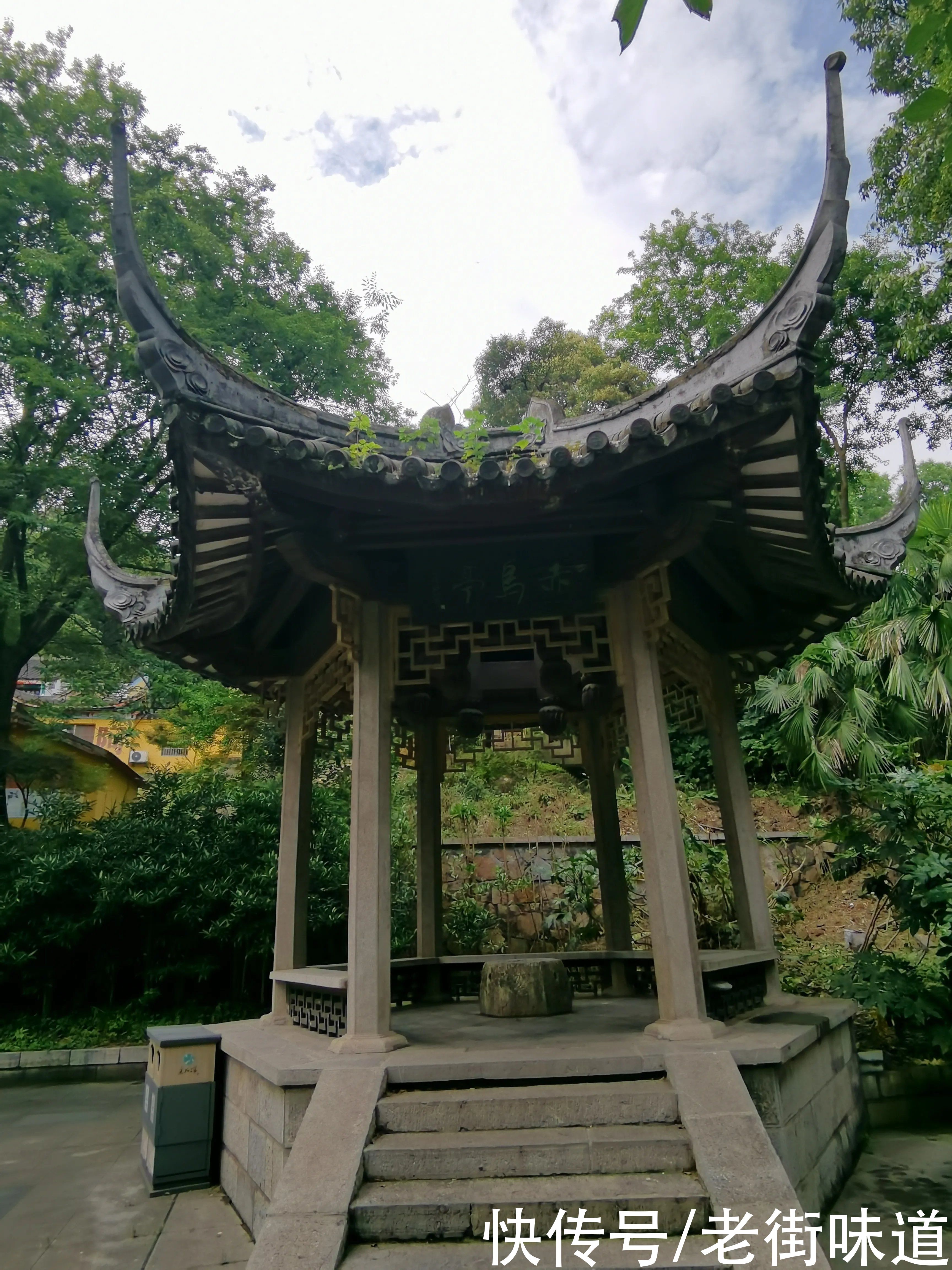 黄鹤|李白名作《夜泊牛渚怀古》是一首奇怪的五律，牛渚在哪里？