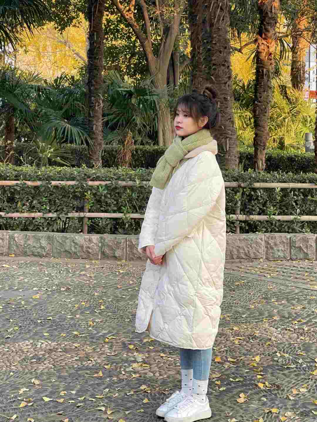 浅蓝色|真正聪明的小个子女生,羽绒服都这么穿显高显瘦,保暖舒适又洋气