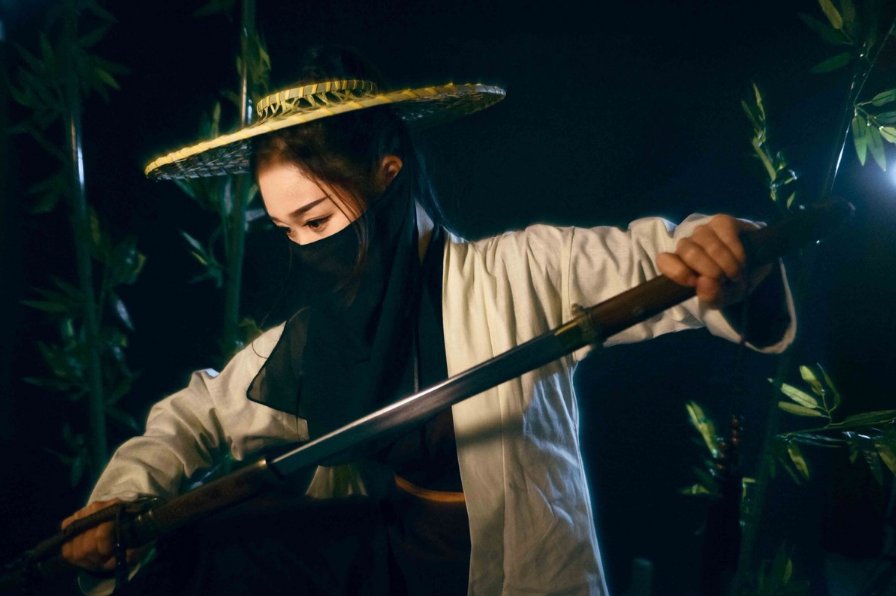  受欢迎|听说霸气的诗词很受欢迎？李白这句侠客诗，论霸气你给打几分？