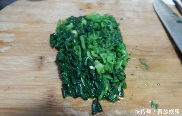 曾经是80年代最受欢迎的素菜,每家餐桌都有它,现在却少有人吃