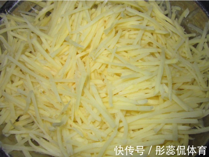 土豆|一盘土豆丝竟变成了“致癌物”,一家4口全住院,赶快了解下