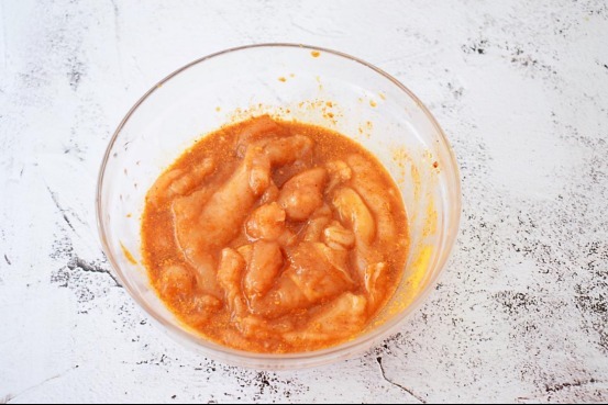 外酥脆内香嫩的无油低脂烤鸡排，美味无负担！