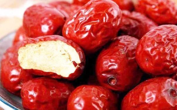 气血|105岁老人的长寿“法宝”,每天早餐吃3颗“它”,补气血抗衰老!