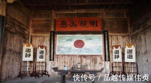 左氏春秋!巡抚出一上联,知府半天对不出,7岁孩童:我来!巡抚惊诧不已