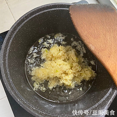 脾胃虚寒|最让孩子停不下筷子的竟然是蒜蓉酱烤茄子
