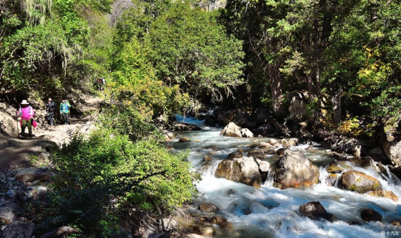 喜欢自驾游 自驾横断山脉：1000公里大环线，澜沧江边转山，