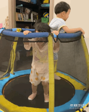 膝关节|什么运动最能刺激孩子长高?比游泳跳高更省事的是它