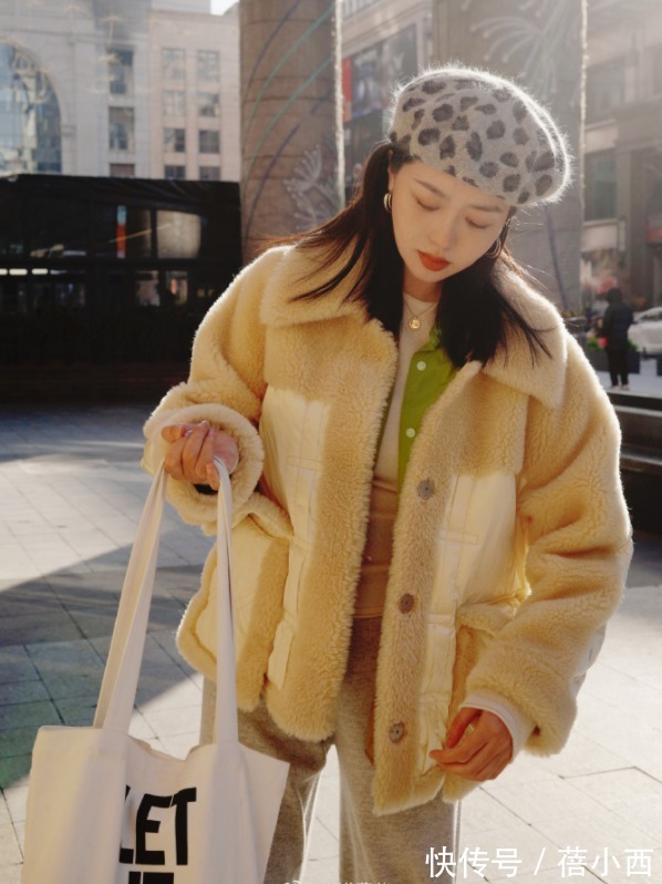 大长腿|入冬怎么穿不土气?建议入手一件“毛茸茸”外套,时髦高级上档次