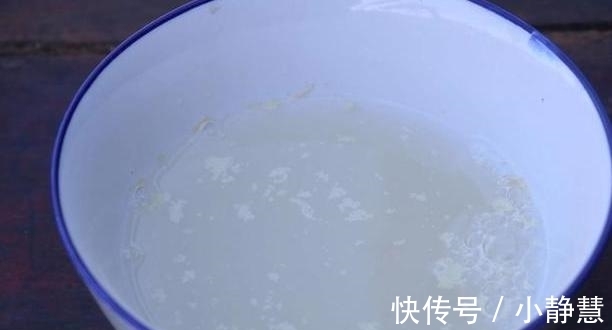 酵母|发糕怎么做都粘牙？水温把控是关键，做出来的发糕松软又好吃
