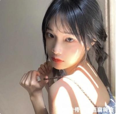 爆棚|越长越大方的女生,多半都有这“3特征”,难怪异性缘爆棚被狂追