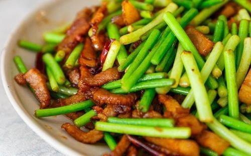 鲜嫩|炒瘦肉，总是发硬怎么办？别再直接下锅炒，做好这1步，鲜嫩滑口