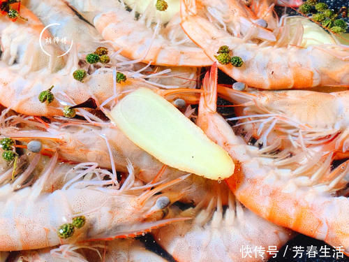吃虾时,到底要不要先去虾线?原来一直做错了,难怪虾不香又不嫩