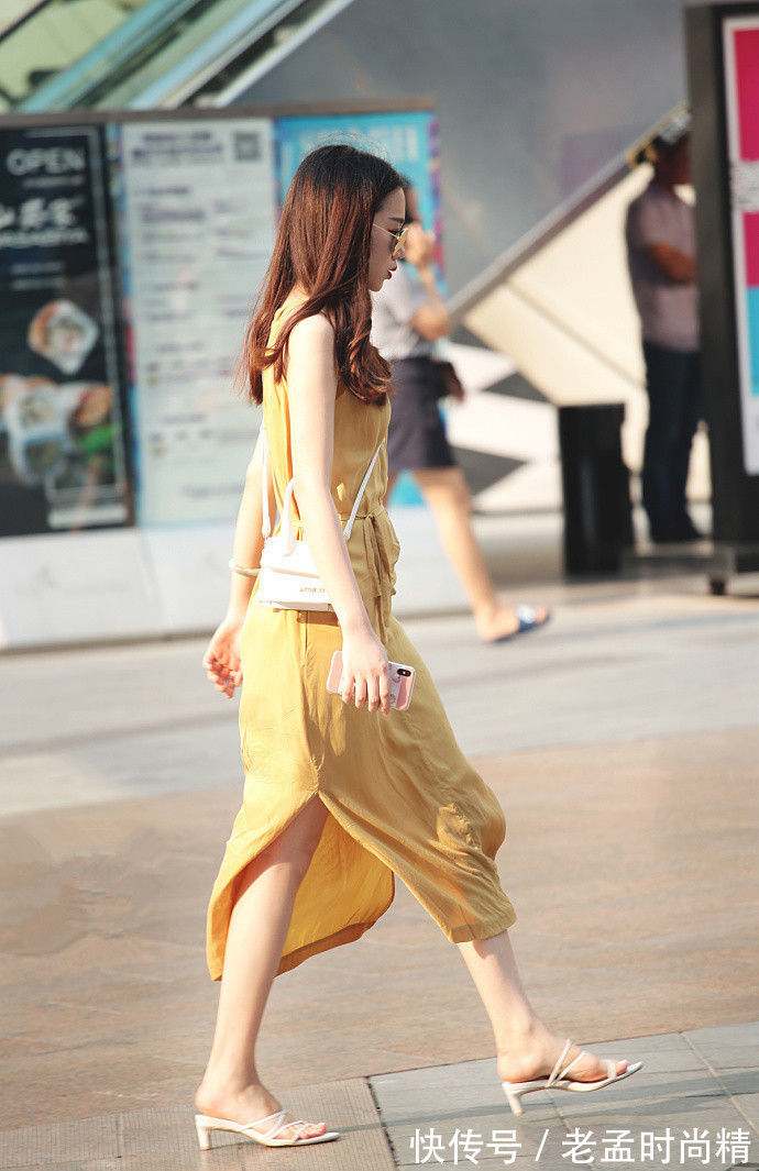 穿搭|街拍路人,简朴而不俗气的穿搭参考,时尚百搭不挑人