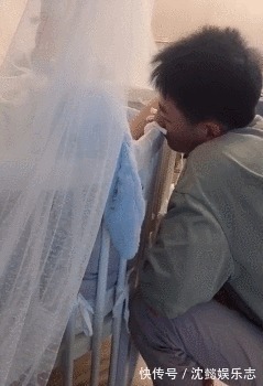 怀疑人生|儿子27岁时,妈妈生下二胎,兄弟俩相处的“画风”让网友怀疑人生