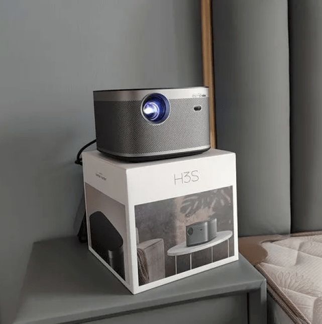 你的高清动画游戏,值得一块投影大屏幕——极米H3S上手