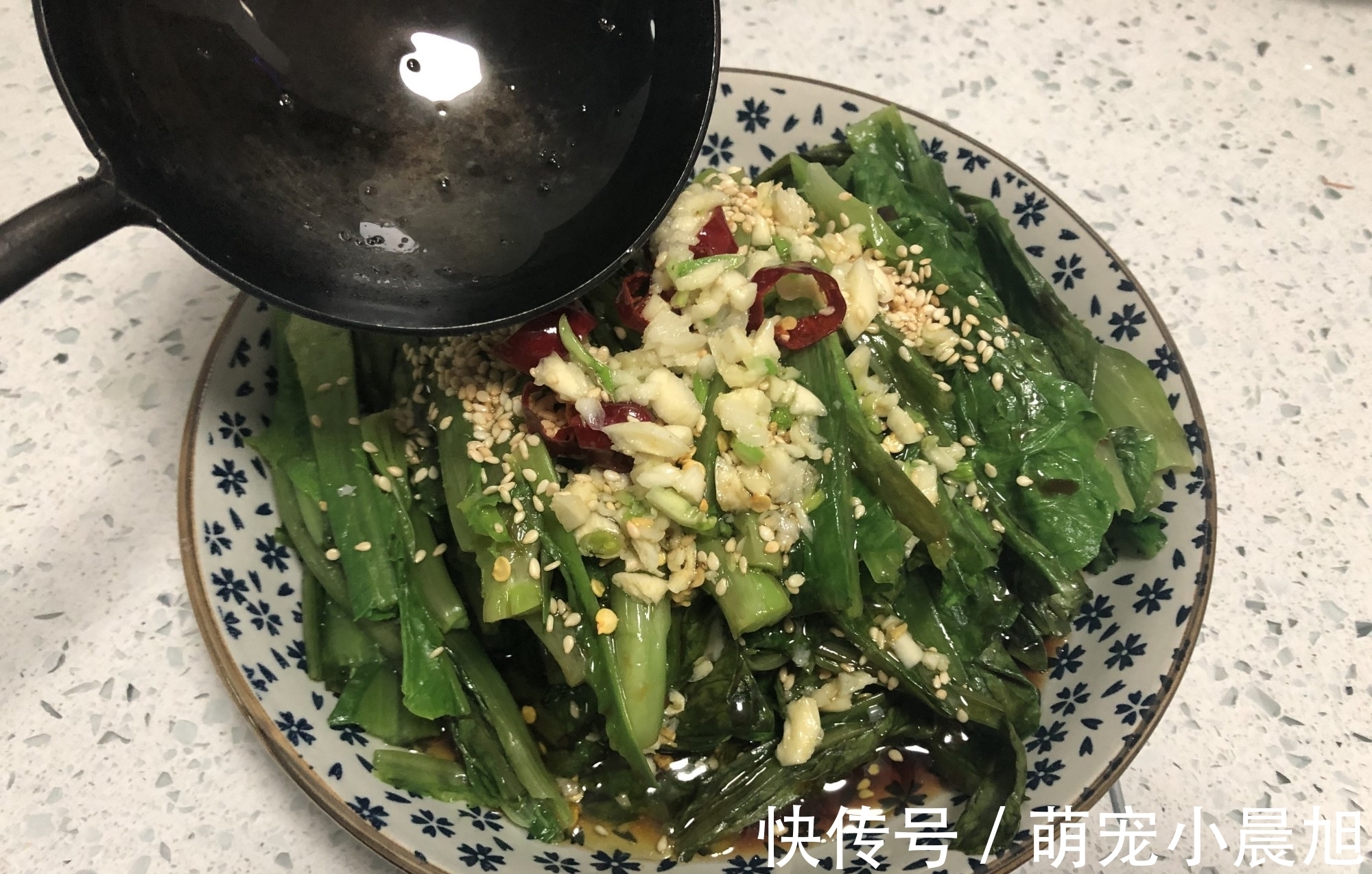 莴笋|春天吃菠菜、莴笋不如吃它，钙比莴笋多1倍，被誉为“蔬菜凤尾”
