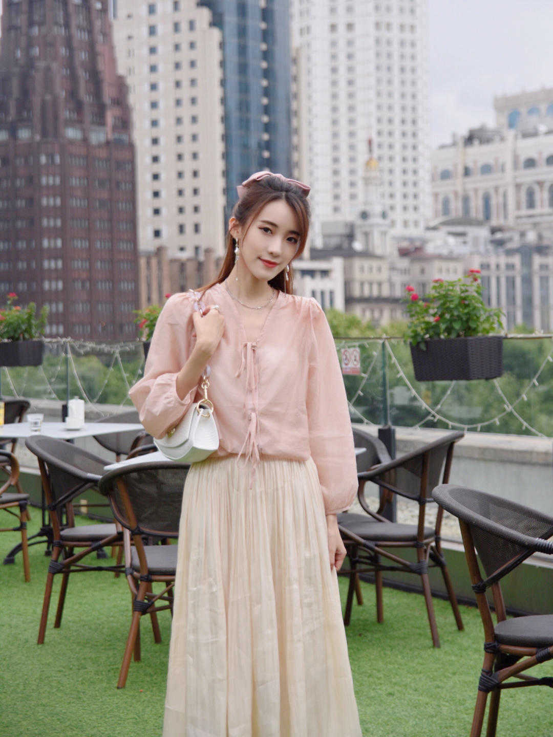 半身裙|又美又高贵,这个日系美女的私服穿搭,美好又高级