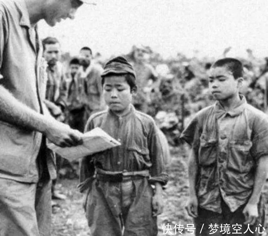 疯狂|二战时日本国内老照片，每一张都见证当年有多疯狂，可谓穷兵黩武！