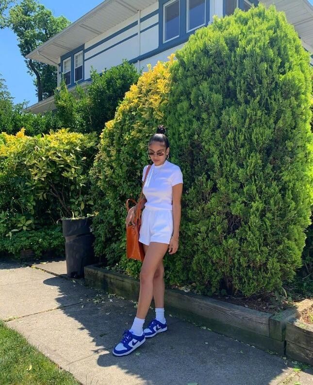 高跟鞋|街头感纽约时尚博主Danie 欧美运动风穿搭范本