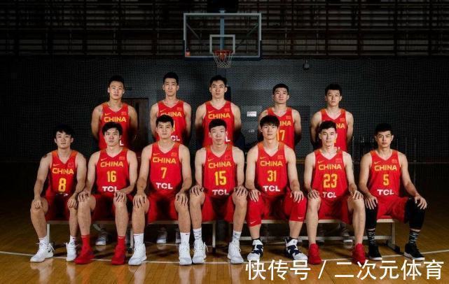 小加索尔|CBA搅屎棍让人愤怒!王哲林出面攻破谣言,这2项数据大王前无古人