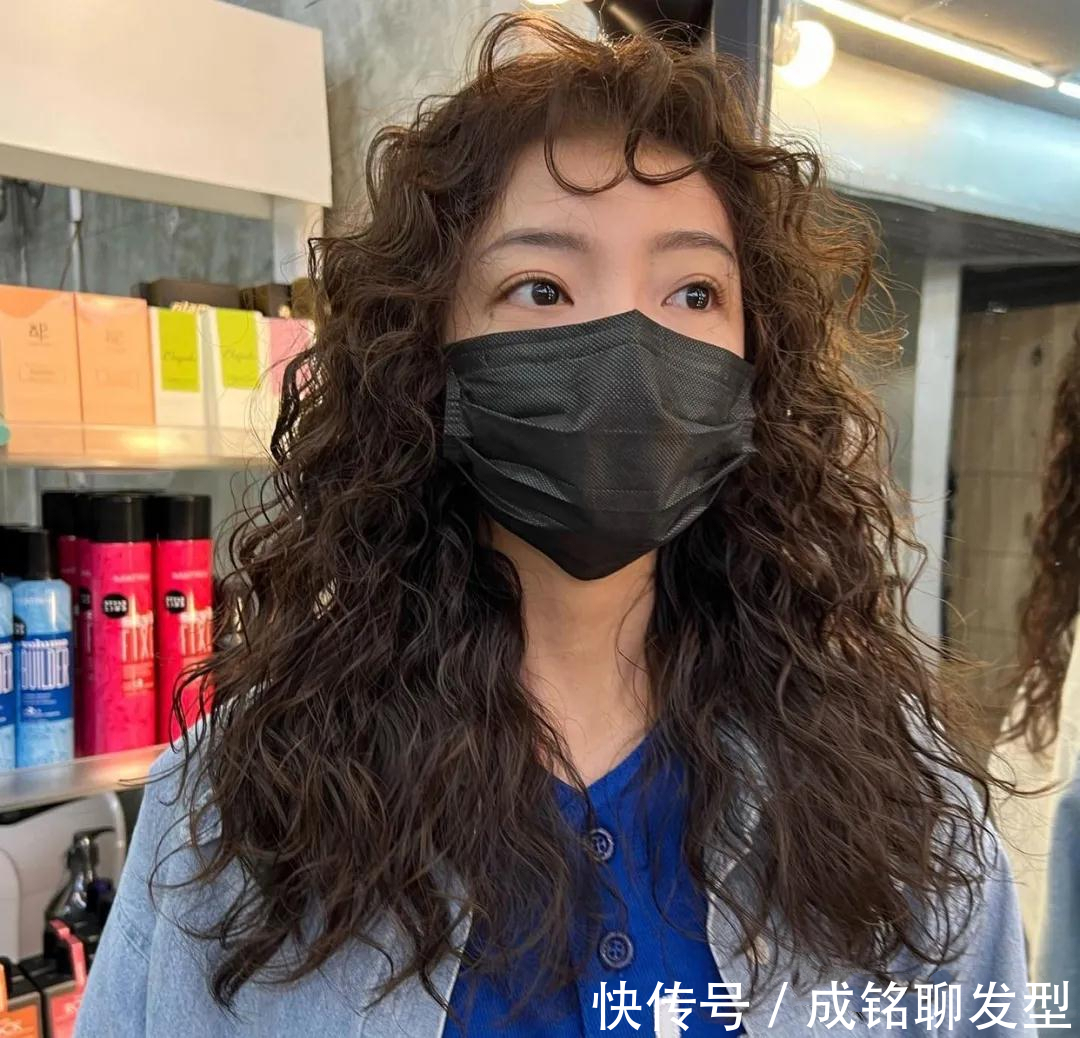 小姐姐 今年最火的三种烫发,巴西卷、法式卷和羊毛,也是容易翻车的发型