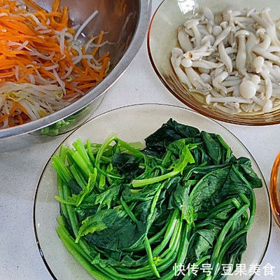 #暖冬酱在手,嗨吃部队锅#辣酱韩式拌饭