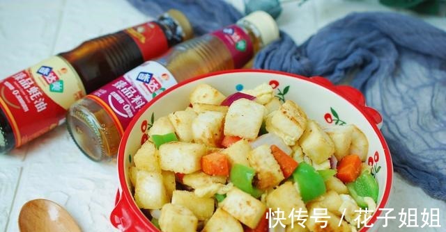 2个鸡蛋往馒头里一倒,出锅变美食,营养丰富又好吃,孩子喜欢!