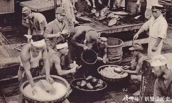 为啥|缴获日军牛肉罐头,战士为啥都不吃?看看里面是啥肉,饿也不吃!