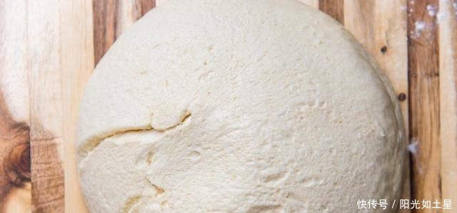 在家做面包,要掌握三个关键点,做的面包比面包店卖的好得多