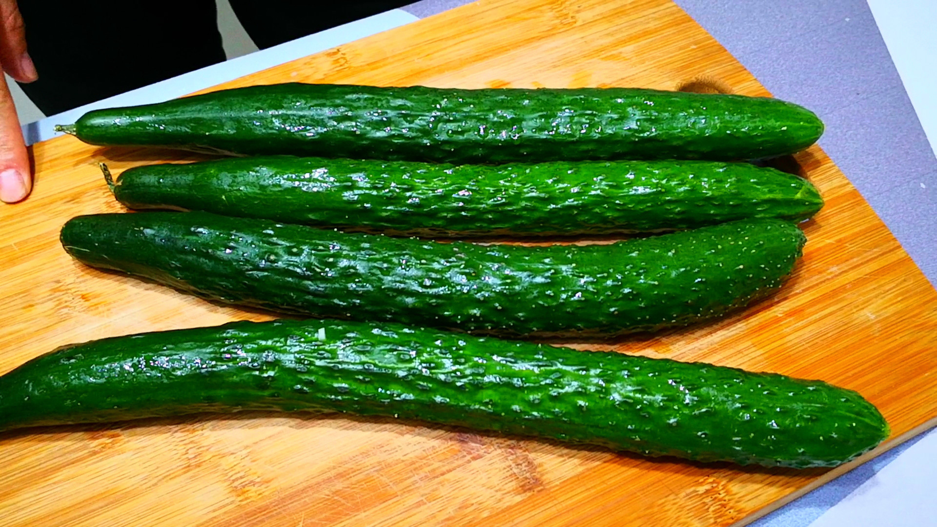 晾晒|私藏30年腌黄瓜的经验和秘方，清新爽口，3个小时就能吃，真香啊