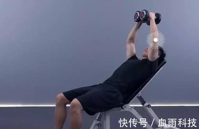 杠铃|胸肌练不好看?因为你忽略了中缝,每天多练习5分钟就够了