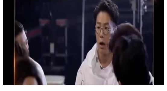 說唱歌手|GAI和陳小春在節目中鬧不和？因兄弟不被尊重，陳小春冷臉說抱歉