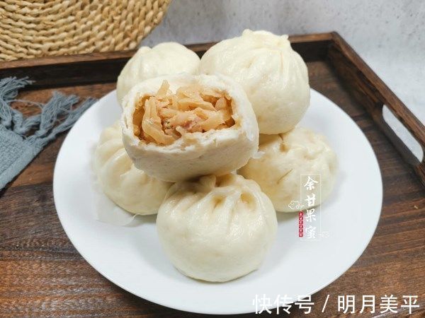 包子|萝卜包子在家做,皮薄馅大不塌皮,鲜美不腻人,学会了不用买