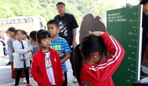 后天|小时候有这4个特征的孩子,长大后矮不了,占一个也不错