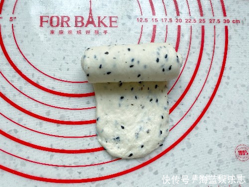  试试|做面包别只会用面包粉了，试试加点它，口感Q弹又松软，层层拉丝