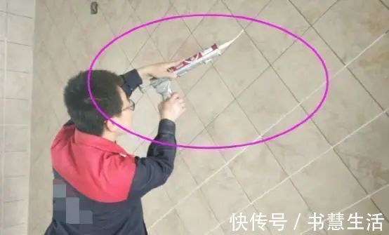 瓷砖|瓷砖美缝不要请师傅做了,自己动手简单又方便,至少能省一半钱