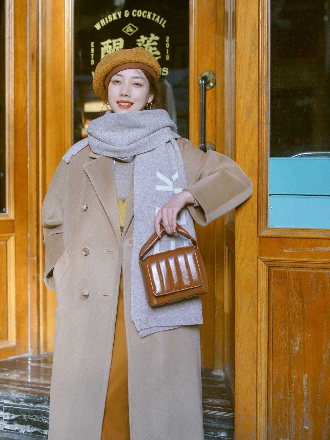 半裙|冬天的三种裙子,优雅又显瘦,搭配大衣,羽绒服也气质, 太温柔了