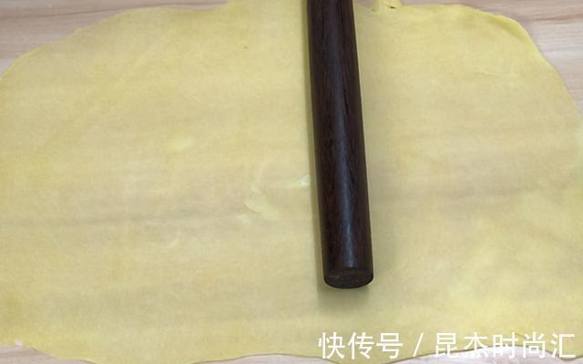 边角料|嘴馋来点薄脆饼，小时候常吃，酥香脆爽，简单方便，还是儿时味道