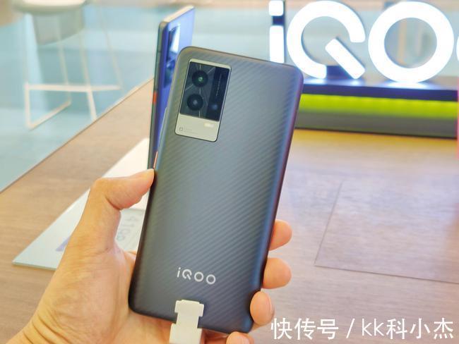 IQOO8|IQOO8，颜值与性能并存的手机，仅售3199