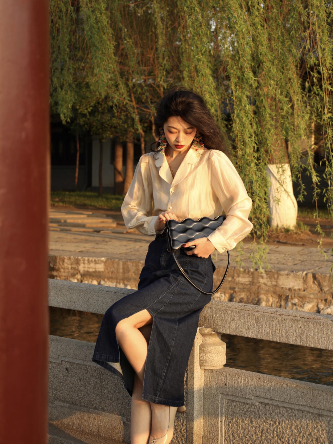 港风女郎|想要穿出七八十年代的氛围感,跟着这样搭就对了!