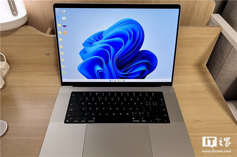 M搭载了 M1 Max 的 16 英寸 MacBook Pro 很强，但请不要神化它